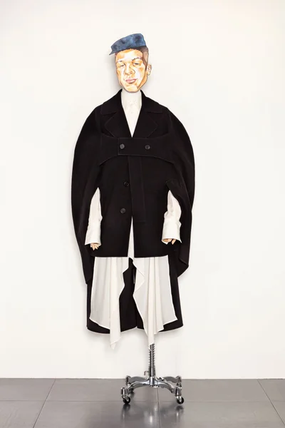 Look 7